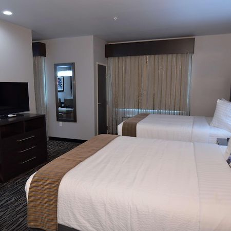 Best Western Plus Executive Residency Baytown Exterior photo