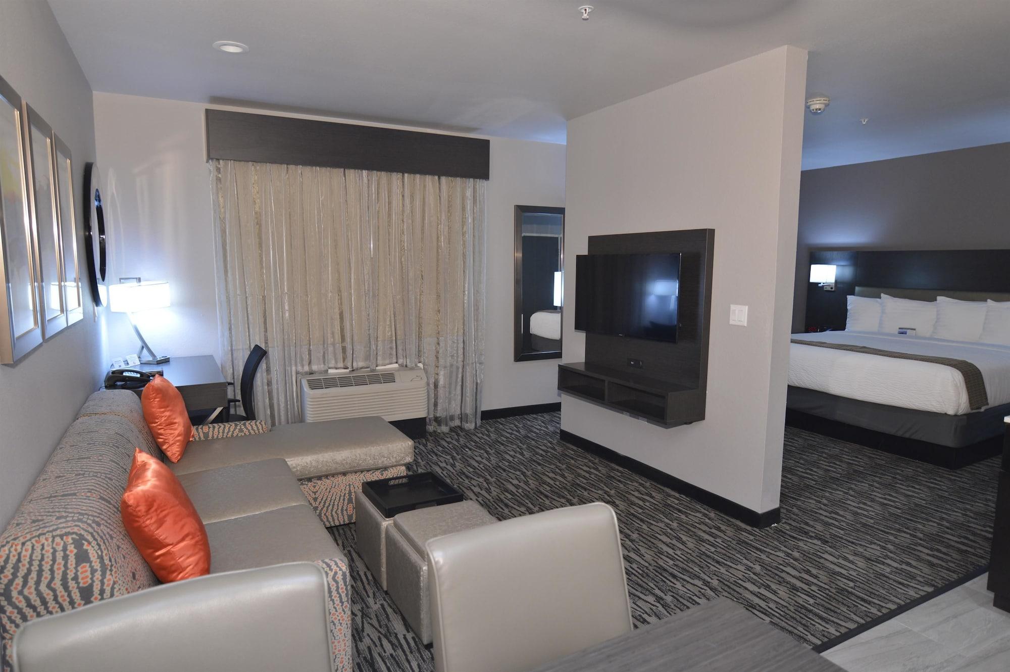 Best Western Plus Executive Residency Baytown Exterior photo