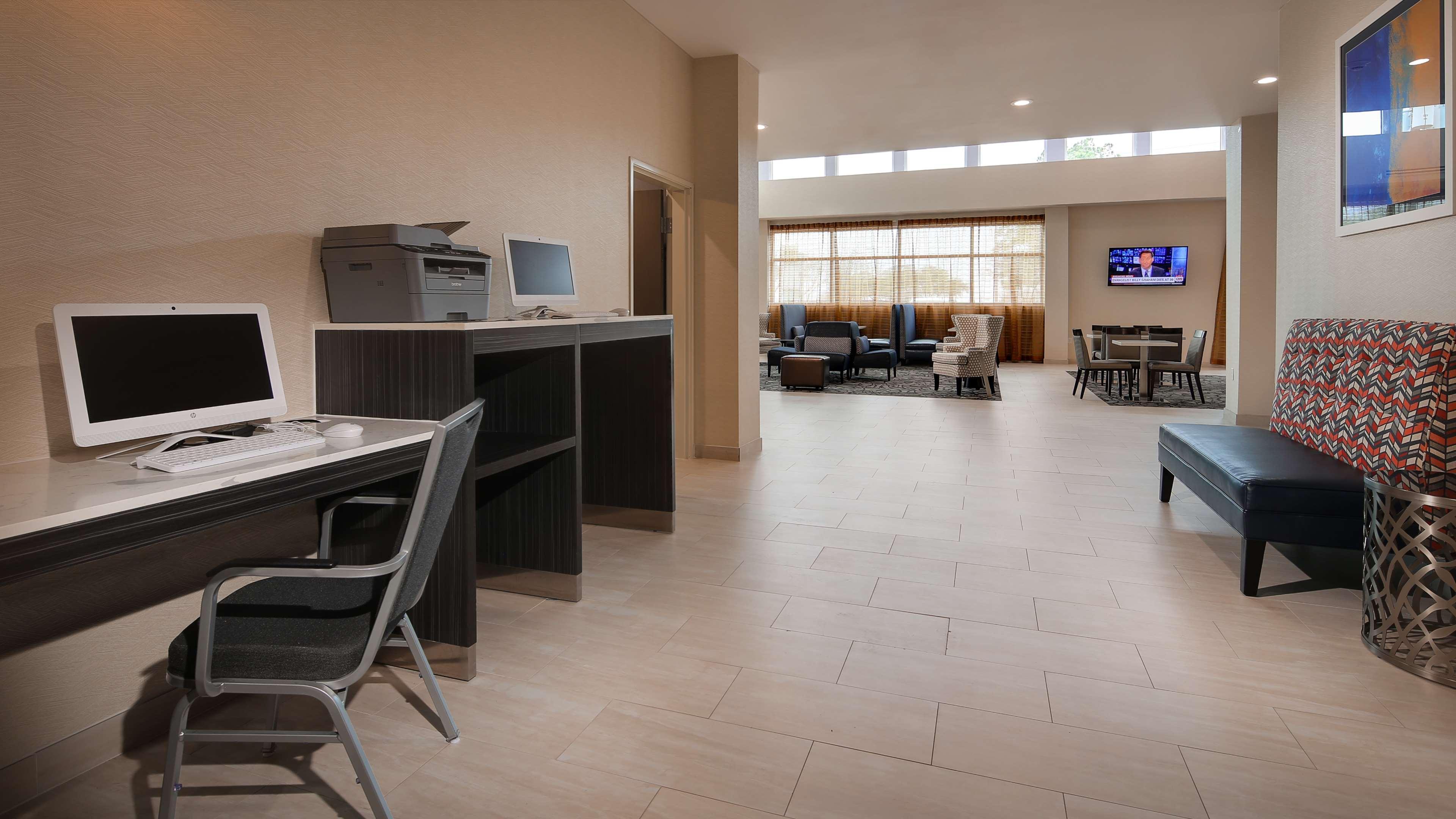 Best Western Plus Executive Residency Baytown Exterior photo