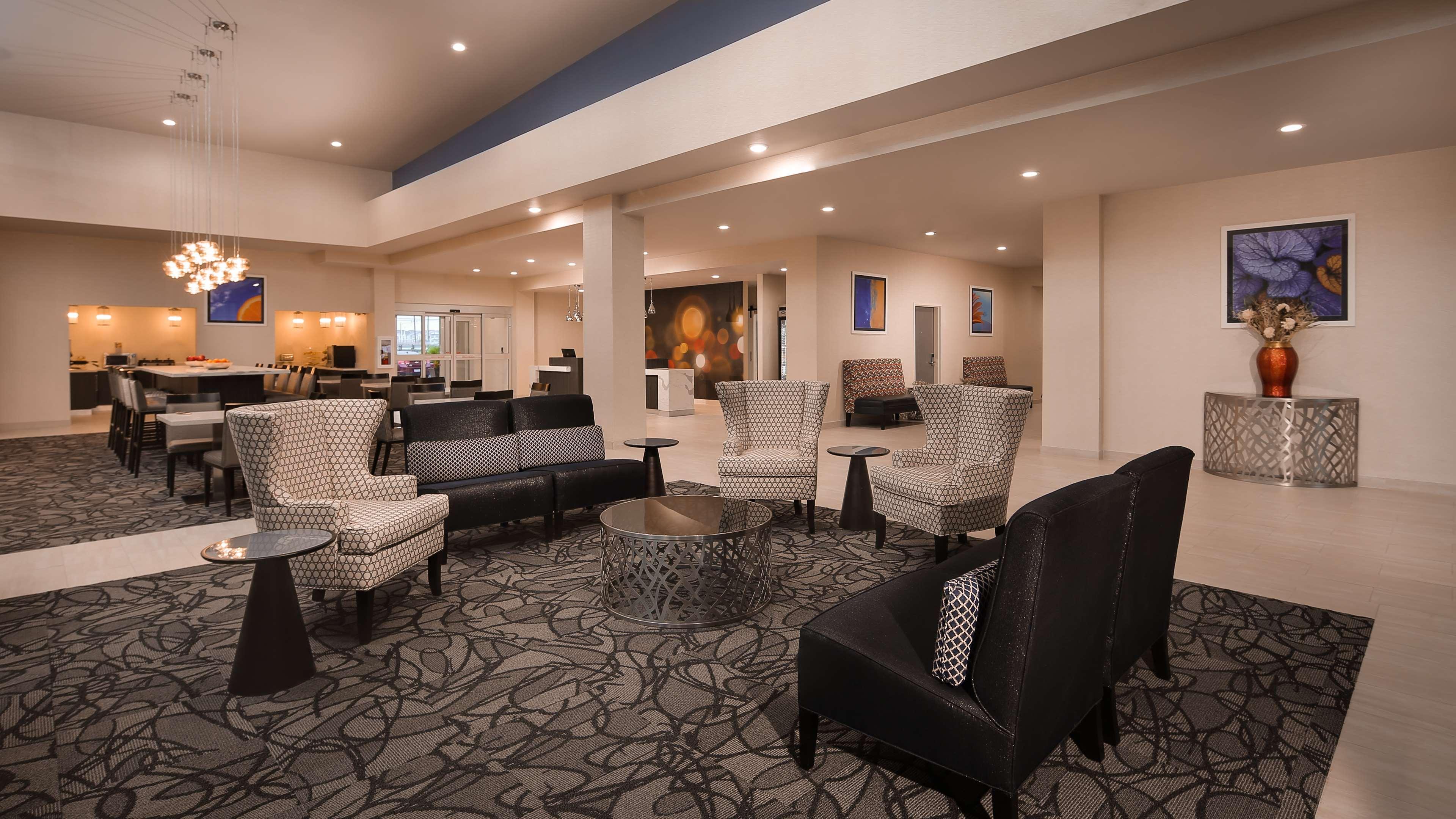 Best Western Plus Executive Residency Baytown Exterior photo