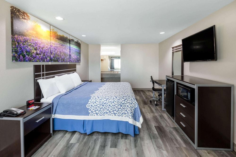 Best Western Plus Executive Residency Baytown Exterior photo