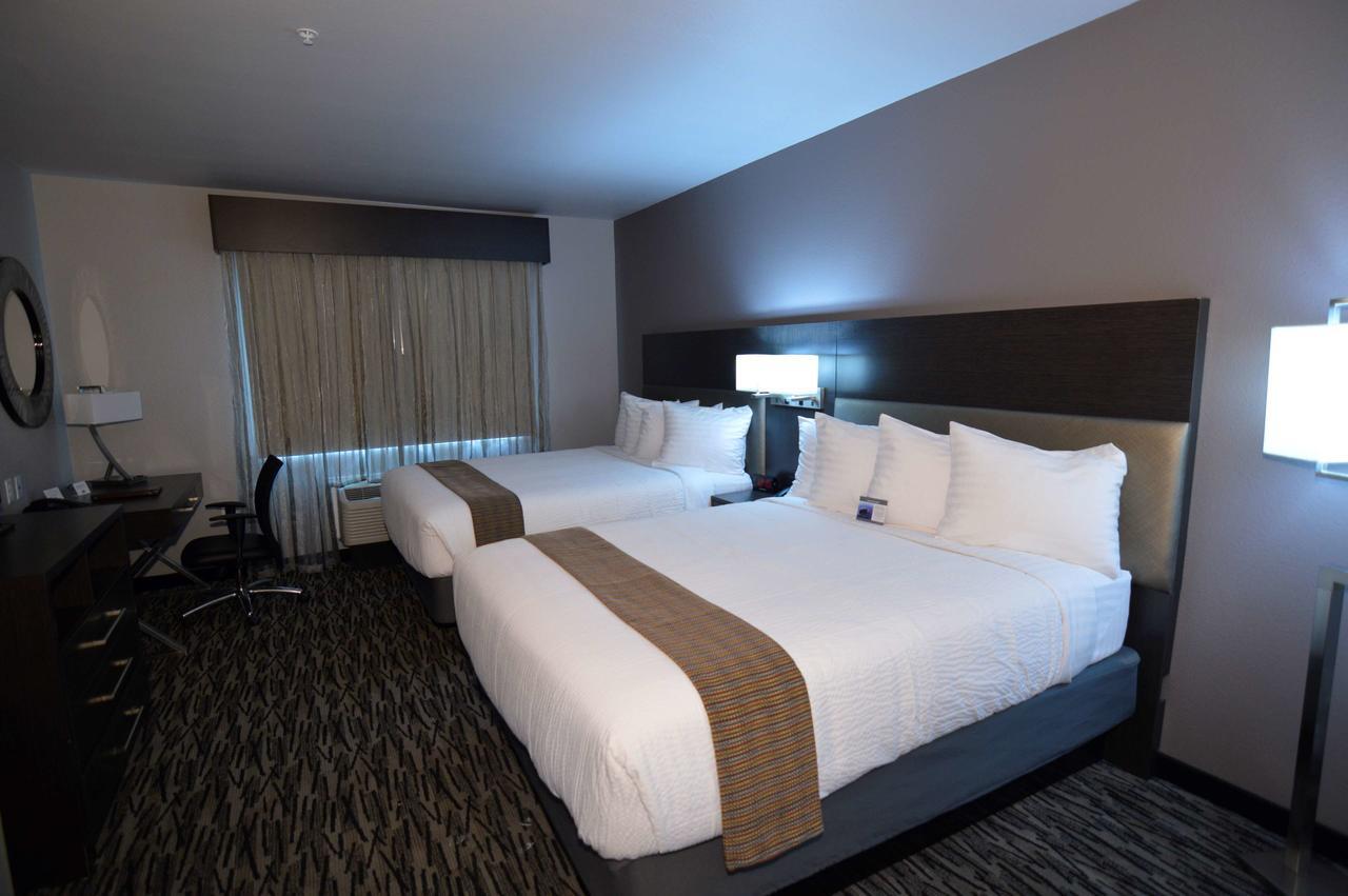 Best Western Plus Executive Residency Baytown Exterior photo