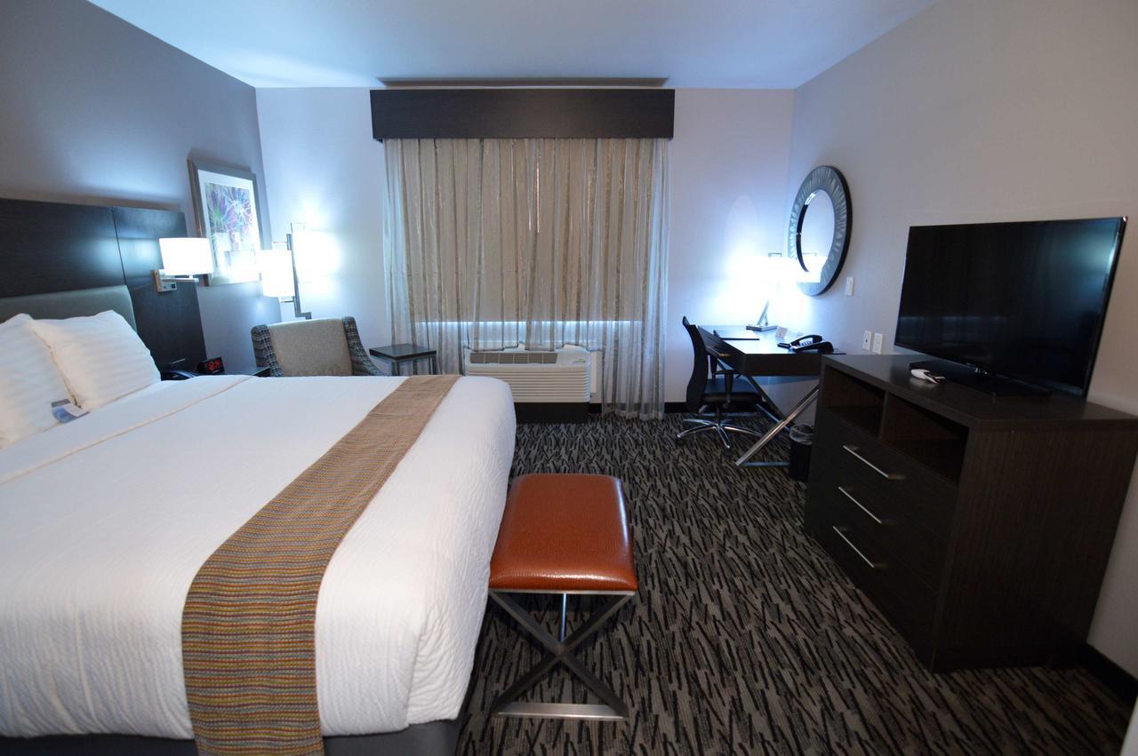Best Western Plus Executive Residency Baytown Exterior photo
