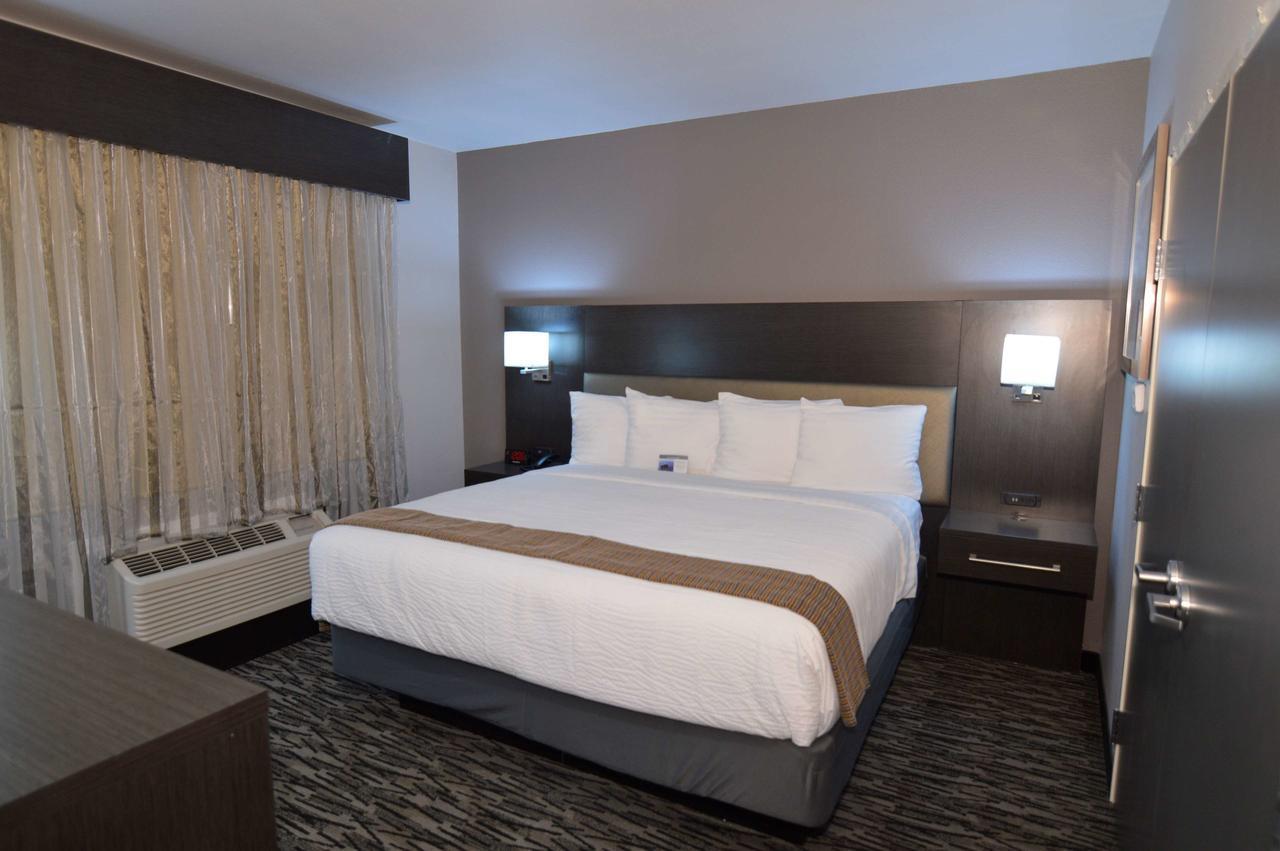 Best Western Plus Executive Residency Baytown Exterior photo